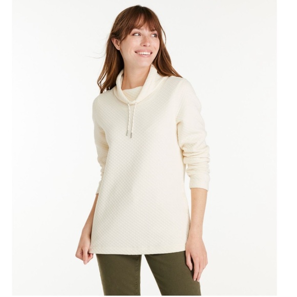 L.L. Bean Women's SoftLight Quilted Top, Funnelneck Pullover - Picture 1 of 4